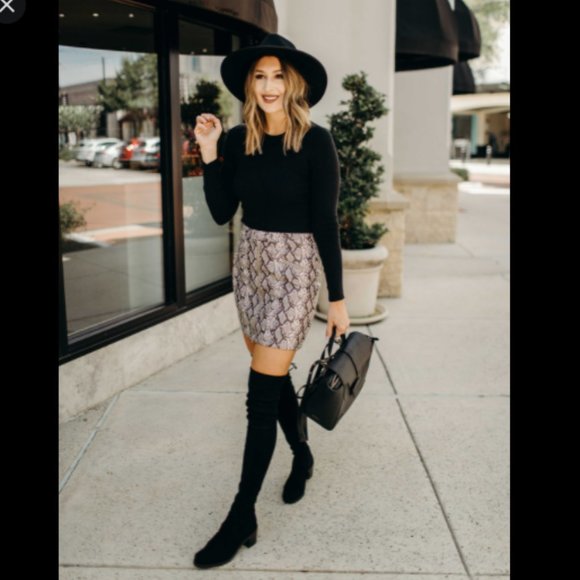 Sandro Kimberlay Leather Mini Skirt L NWT - Picture 17 of 17